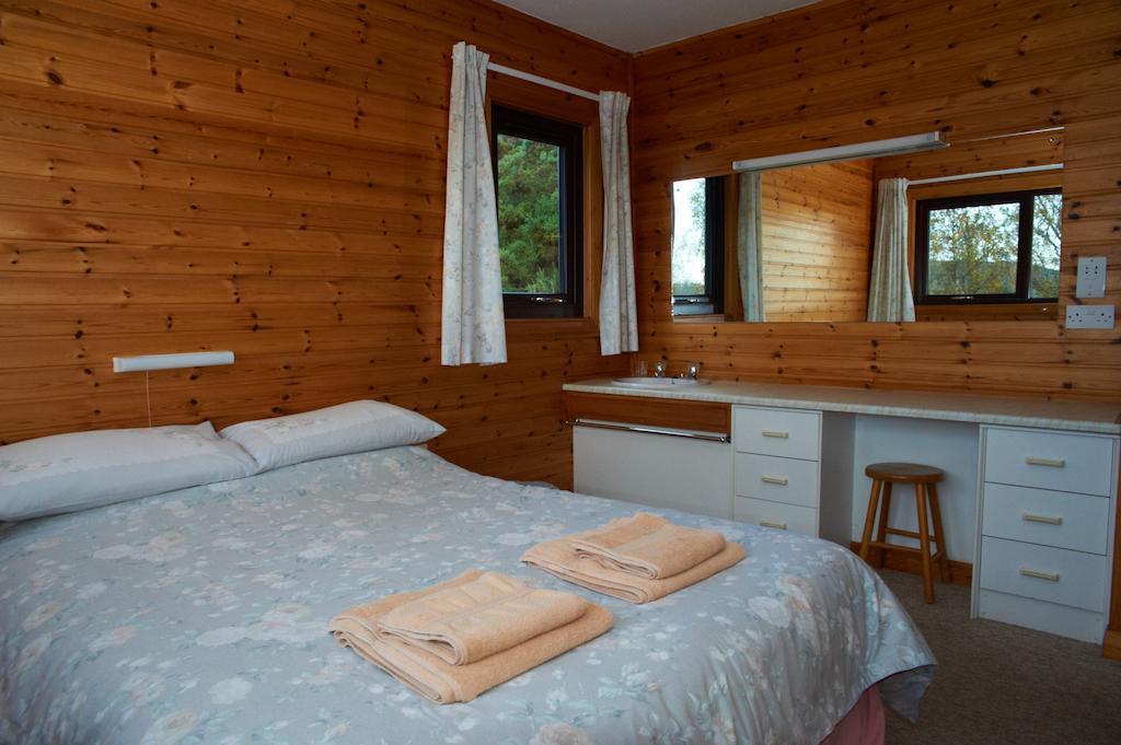 Drumnadrochit Lodges Habitación foto